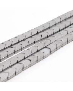 Hematit perle 3x4 mm, boja mat metalik srebro, Cena je data za 1 niz od oko 39cm, Niz sadrži oko 98 perli ( 2131121 )