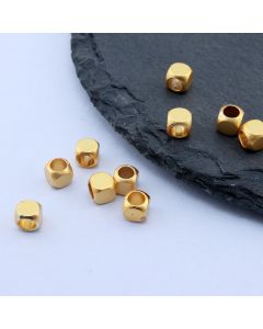 Perla 4x4 mm, 18k Pozlata...P-P198-02C-G
