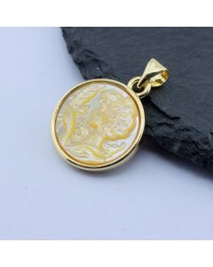 Privezak Kameja Sedef 20x17 mm, 18k Pozlata...P-D537-01G-01