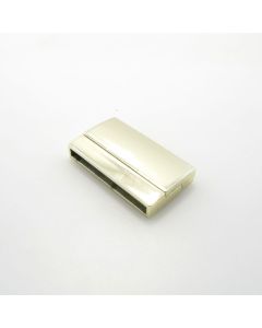 Magnetna kopča 32 x 19 mm, rupa 30 x 4 mm, boja zlata    ( MAGKOP125Z )