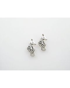 Metalni privezak 22x9mm