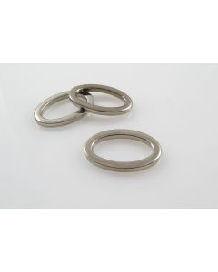 Ukrasna zatvorena alka 24x17x2mm- boja inoxa (MKOK-UA24x17mm-NIK)