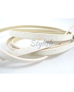 Pljosnata traka (Imitacija kože ) sa printom. Dimenzije trake 6x2mm (PTR-22)