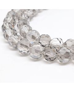 Brušene okrugle staklene perle 8 mm, rupa oko 1mm. Niz sadrži oko 70 perli.(SPO048)