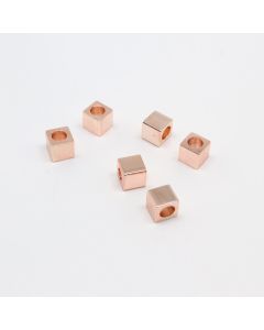 Perla Rose Gold 4x4 mm, otvor 2 mm ( 331015)