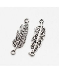 Metalni link pero 29x7mm- boja antik srebra (link pero)