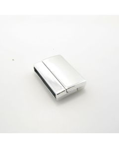Magnetna kopča 27 x 19 mm, rupa 25 x 4 mm, boja inoxa    ( MAGKOP124N )