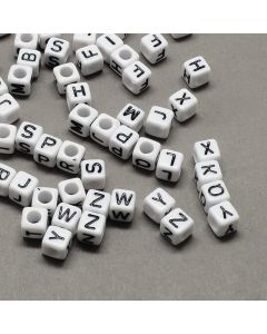 Plastična slova 6x6mm- slovo R  ( PLSL-R )
