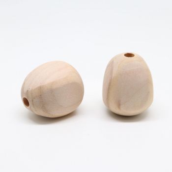 Drvene ukrasne perle. Dimenzije 26x22 mm, rupa oko 4 mm. Natur drvo bez laka i boje.( 14121 )