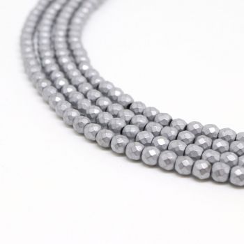 Hematit perle 6 mm faset , boja mat metalik srebro, Cena je data za 1 niz od oko 39cm, Niz sadrži oko 65 perli ( 2131222 )