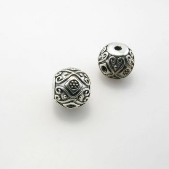 Metalna perla sa 3 rupe , dimenzije 14x13mm , rupe oko 2 mm- boja antik srebra , pakovanje 2 komada ( 3P109AS14 )