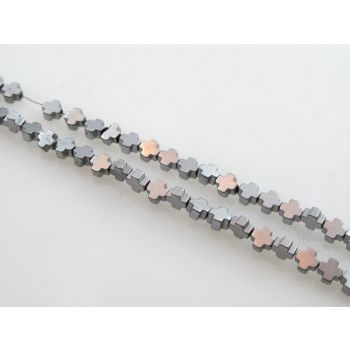 Hematit perle, Krstić. Electroplate prevlaka, Boja Srebra , Dimenzije 4 x 4 mm,  rupa: 1 mm. Niz sadrži oko 100 perli (KP-HEM-57)