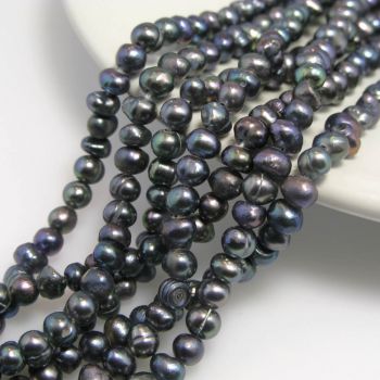 Slatkovodni biseri- multicolor oko 4 mm  ( SLBIS04 )