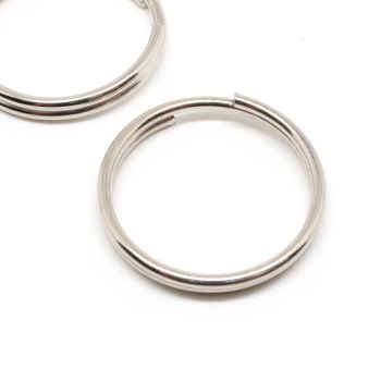 Dupla alka za priveske za kljuÄeve  23x2 mm- boja inoxa   ( 10015010 )