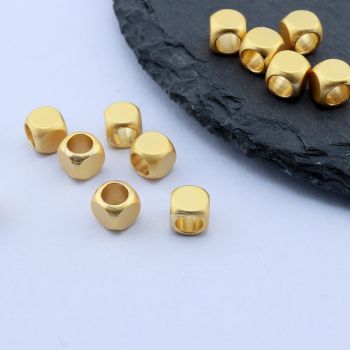 Perla 5x5 mm, 18k Pozlata...P-P198-02D-G