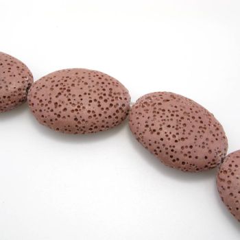 Vulkanska lava oval,bojena. Dimenzije 26x20x8mm, rupa 2mm. ( KPLAV111)