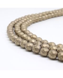Hematit perle 8 mm faset , boja mat metalik zlatna, Cena je data za 1 niz od oko 39cm, Niz sadrži oko 48 perli ( 2131208 )