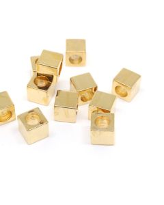 Perla 4x4 mm, rupa oko 2 mm- 18K pozlata  (  332086 )