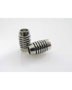 Magnetna  kopča  8x 18 mm, rupa 6 mm, boja inoxa    ( MAGKOP101NC )