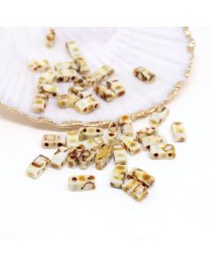 MIYUKI Half Tila , Japanske staklene perle sa 2 rupe (MHT05036)