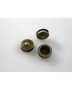 Metalna perla u boji anrtik bronze  ( MKOK-R134AM ) 
