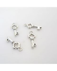 Privezak 22 x 9 mm,- boja antik srebro  ( MKPRIV122AS )