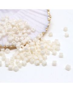 MIYUKI Square , Japanske staklene perle sa 2 rupe (MSQ010013)