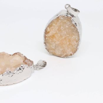 Privezak Druzy Ahat oko 40x23x8 mm   ( 11350012 )