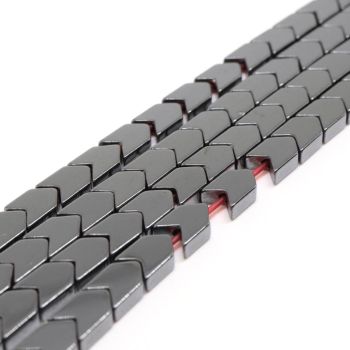 Hematit perle 3x4 mm, boja hematita, Cena je data za 1 niz od oko 39cm, Niz sadrži oko 98 perli ( 2131109 )