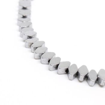 Hematit perle 4x3 mm, boja metalik srebro ( 2131278 )