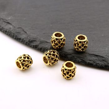 Metalna livena perla 9x9 mm, rupa 4.8mm…12408-DZL