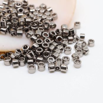 Miyuki Delica 11/0  ( 302D )