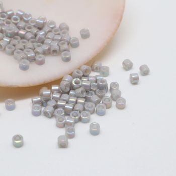 Miyuki Delica 11/0  ( 50273D )