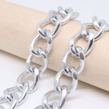 Aluminijumski lanac 16x12 mm, žica 3 mm - boja srebra ( 6020019 )