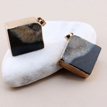 Privezak prirodni kamen Ahat sa legurom metala...23KP103