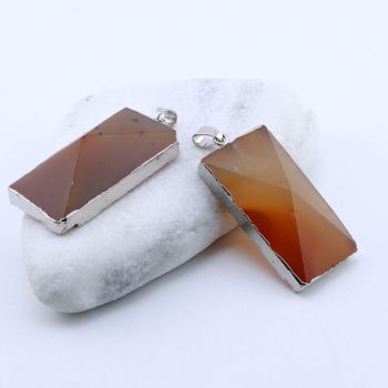 Privezak prirodni kamen Ahat sa legurom metala...23KP121