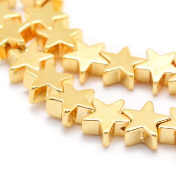 Hematit perle u obliku zvezde. Electroplate prevlaka, Boja zlatna, Dimenzije 6x6x2.5 mm,  rupa oko 1 mm. Niz sadrži oko 75 perli, (L48515BG)