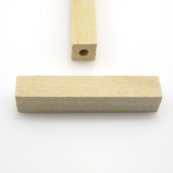 Drvene ukrasne perle. Dimenzije 50x10mm, rupa oko 4 mm. Natur drvo bez laka i boje ( DP005)