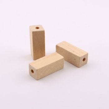 Drvene ukrasne perle 10x30mm  rupa oko 3 mm. Natur drvo bez laka i boje ( 23DP06B)