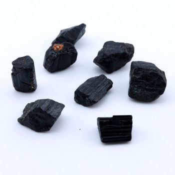 Prirodni sirovi Crni Turmalin bez rupe...23KP128