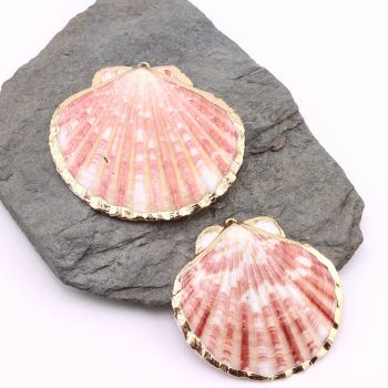 Privezak od školjke oko 40-60 x 40-60  mm- boja zlata (  130001 )