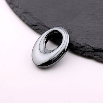 Hematit privezak 35x25x6mm, otvor 15x10mm, rupa 1 mm  ( 23HEM47A )