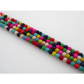 Presovani Haolit. Dimenzije 4mm, rupa oko 1mm. Duzžina niza oko 40 cm. Sadrži oko 100 perli (KAM-HAO100)