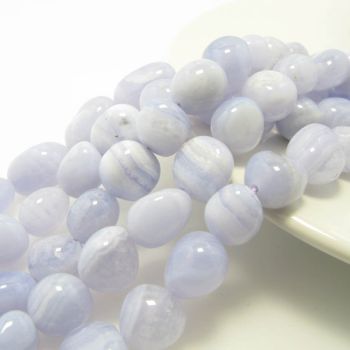 Prirodni poludragi kamen Čipkasti Ahat, perle nuget polirane, Dimenzjia od 8-10 x 8-10 mm . Niz sadrži od 38-40 perli ( KPCIPANUG )