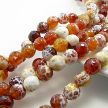Prirodni poludragi kamen Vatreni ahat 8 mm. Cena je data za niz od oko 48 perli ( KPDRAGAHAT3F8 )