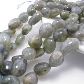 Prirodni Labradorit nuget,  8-12x8-10 mm. ( KPLABNUG01 )