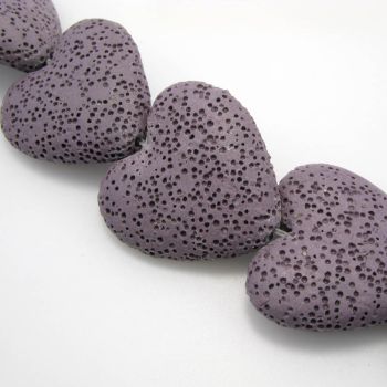 Vulkanska lava srce,bojena. Dimenzije 30x30mm, rupa 2mm   ( KPLAV105)
