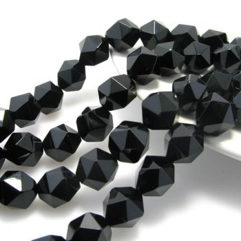 Prirodni Onix star cut A grade, Dimenzjia 10 mm. Cena je data za niz od oko 39 perli. ( KPONXC10 )