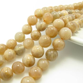 Prirodni Sunčev kamen, Dimenzjia 10 mm. Cena je data za niz od oko 39 perli. ( KPSUNK10 )
