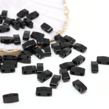 MIYUKI Half Tila , Japanske staklene perle sa 2 rupe (MHT05028)